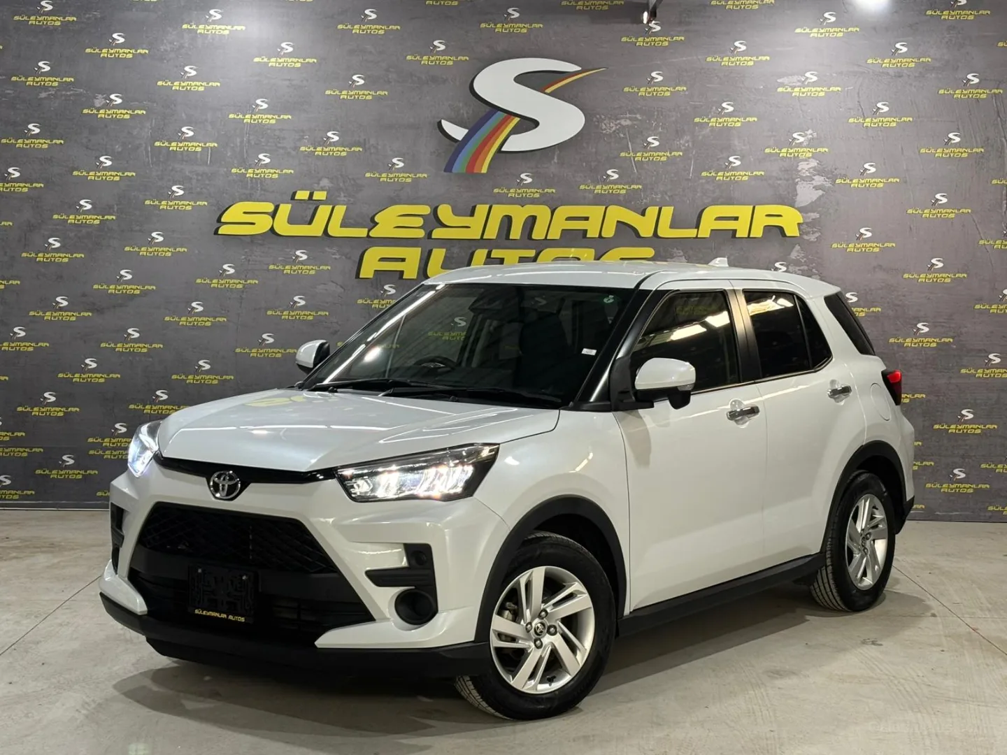 Toyota Raize 2023 Satılık İkinci El - Thumbnail 2