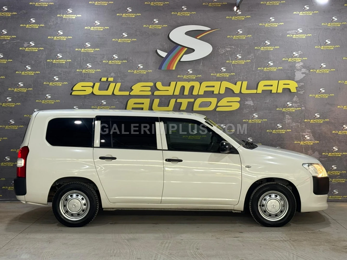 Toyota Probox Hybrid 2023 Satılık İkinci El - Thumbnail 3