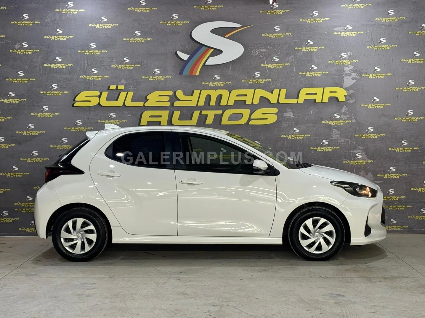 Toyota Yaris 2023 Satılık İkinci El - Thumbnail 4