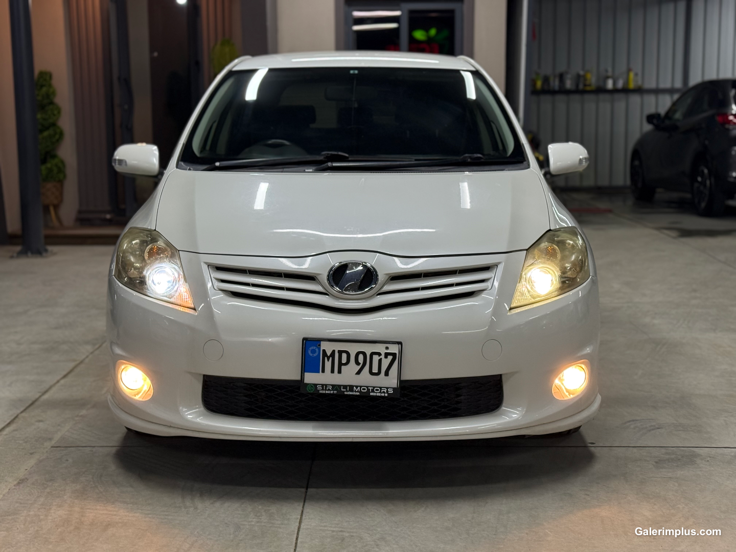 Toyota Auris 2010 Satılık İkinci El - Thumbnail 2