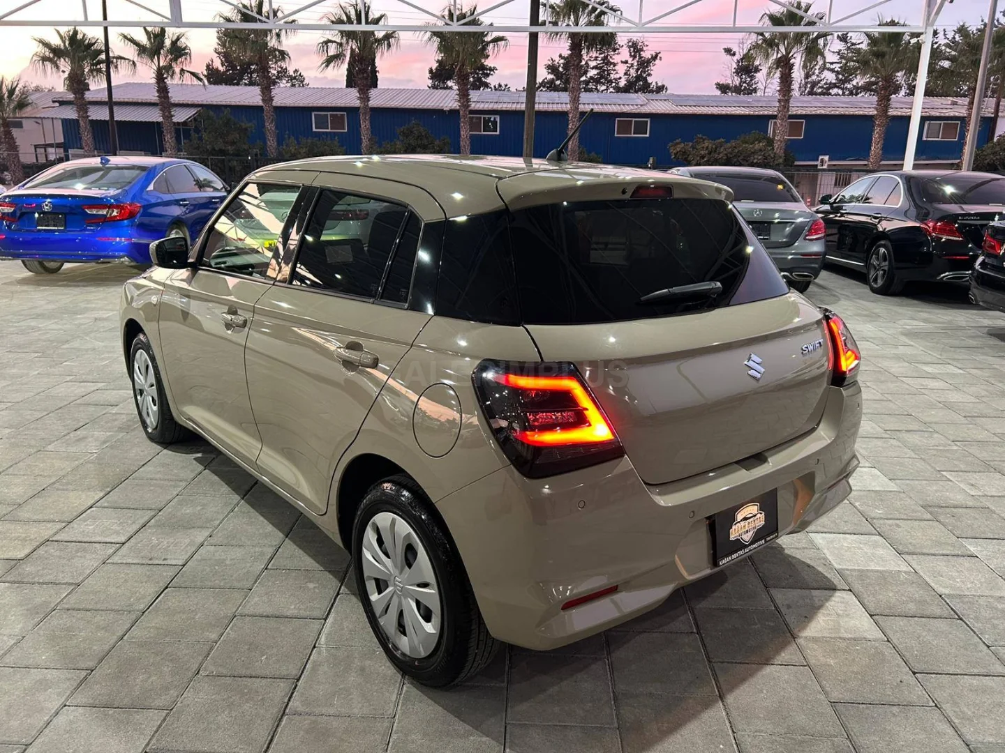 Suzuki Swift 2024 Satılık İkinci El - Thumbnail 3