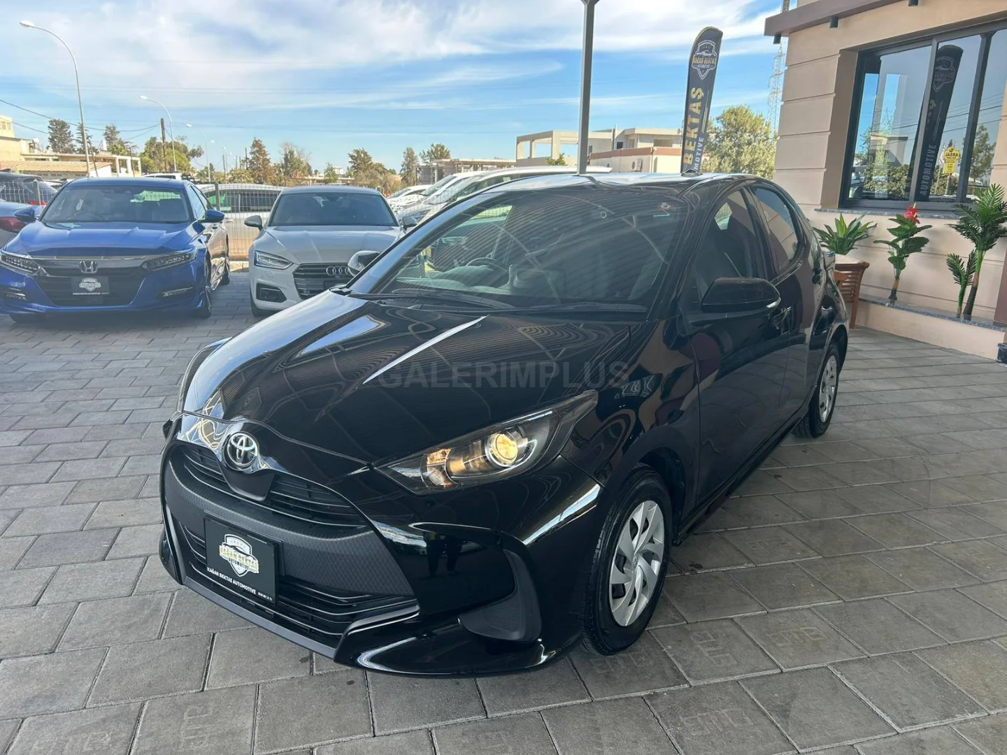 Toyota Yaris 2021 Satılık İkinci El - Thumbnail 2