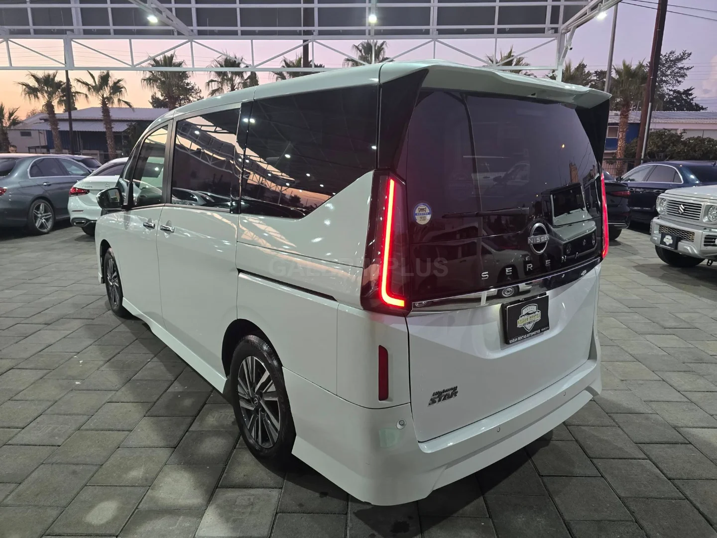 Nissan Serena 2023 Satılık İkinci El - Thumbnail 3