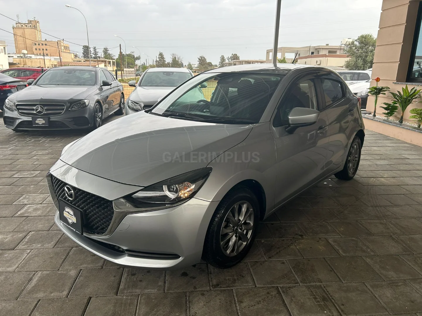 Mazda 2 2022 Satılık İkinci El - Thumbnail 3