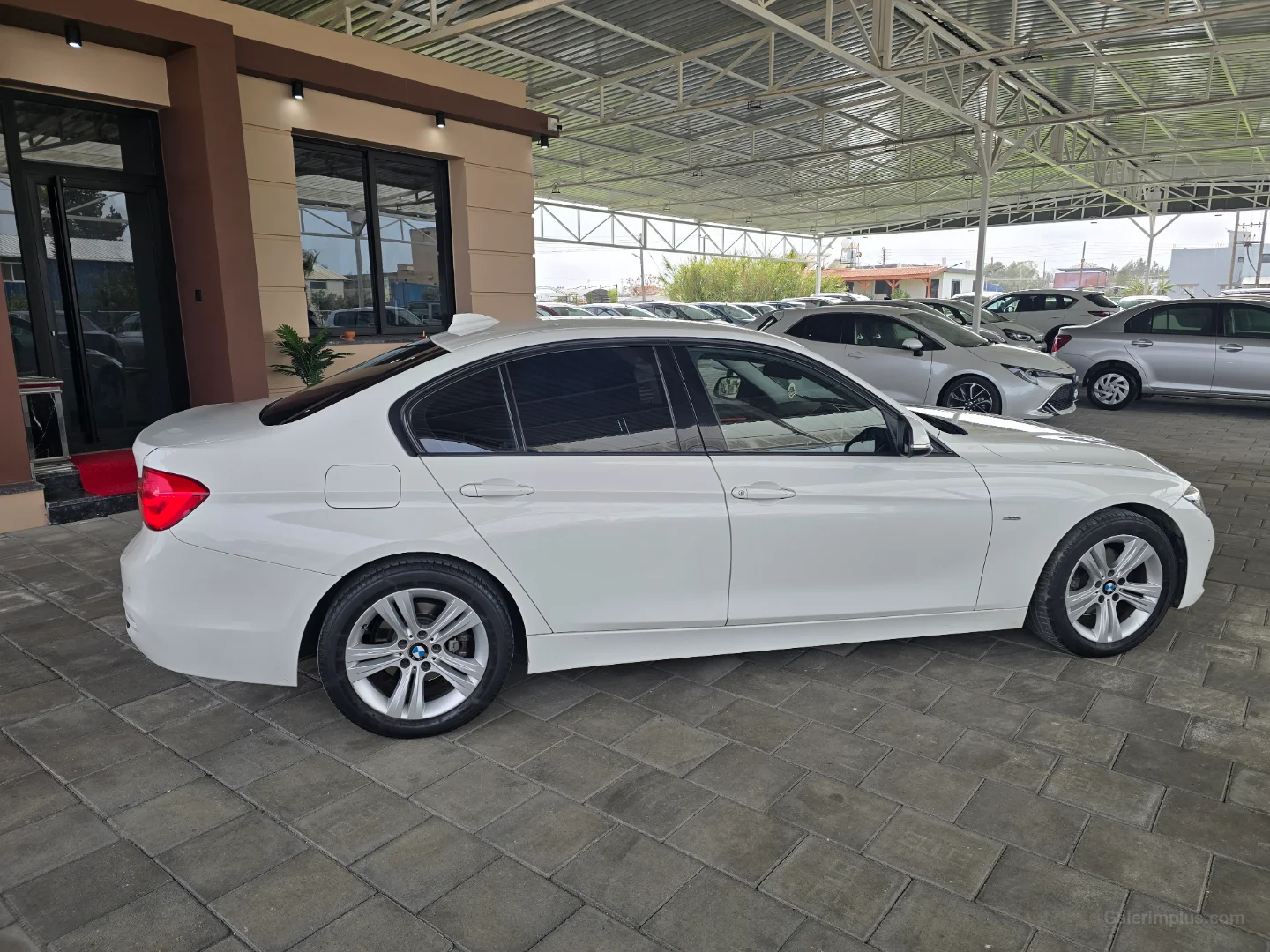 BMW 3 Serisi 2016 Satılık İkinci El - Thumbnail 5