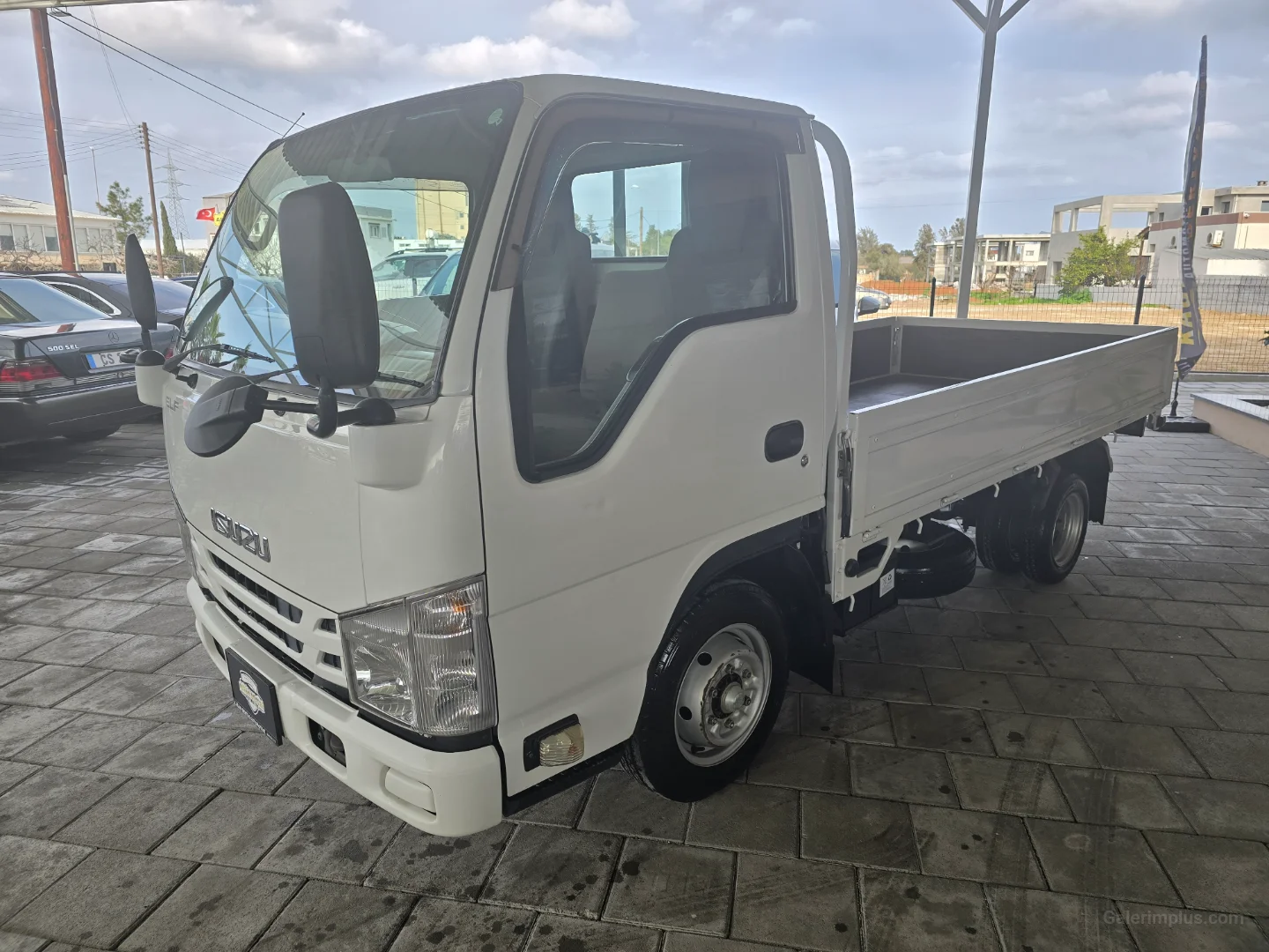 Kamyon & Kamyonet Isuzu 2017 Satılık İkinci El - Thumbnail 2