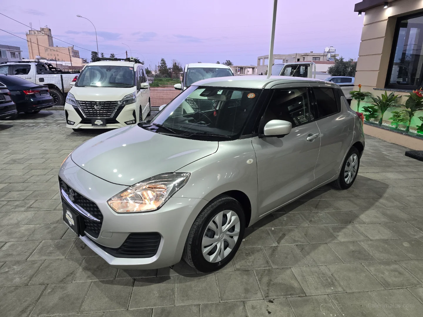 Suzuki Swift 2023 Satılık İkinci El - Thumbnail 2