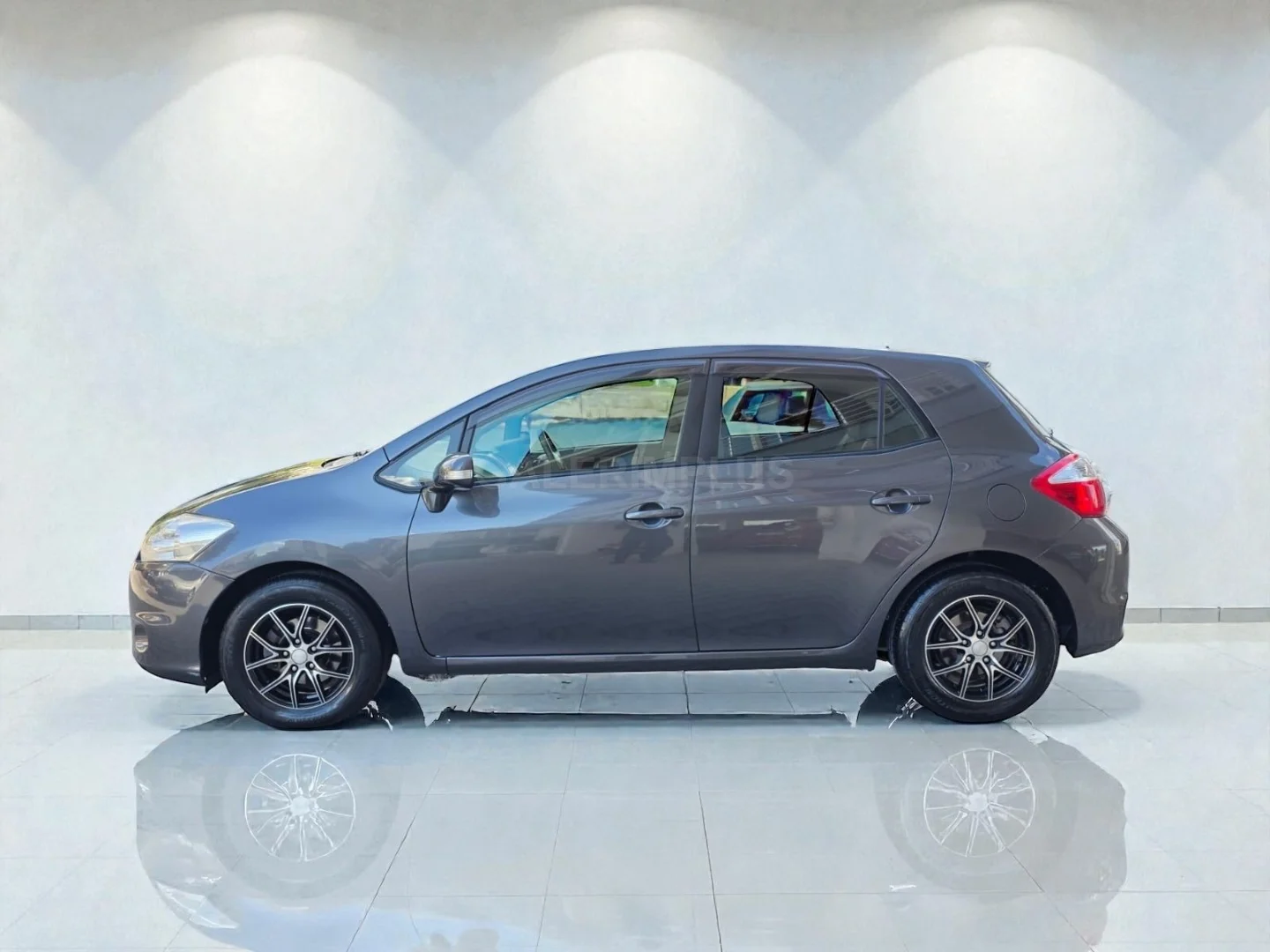 Toyota Auris 2011 Satılık İkinci El - Thumbnail 3