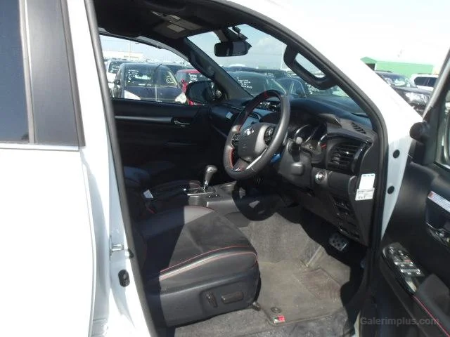 Toyota Hilux 2023 Satılık İkinci El - Thumbnail 6