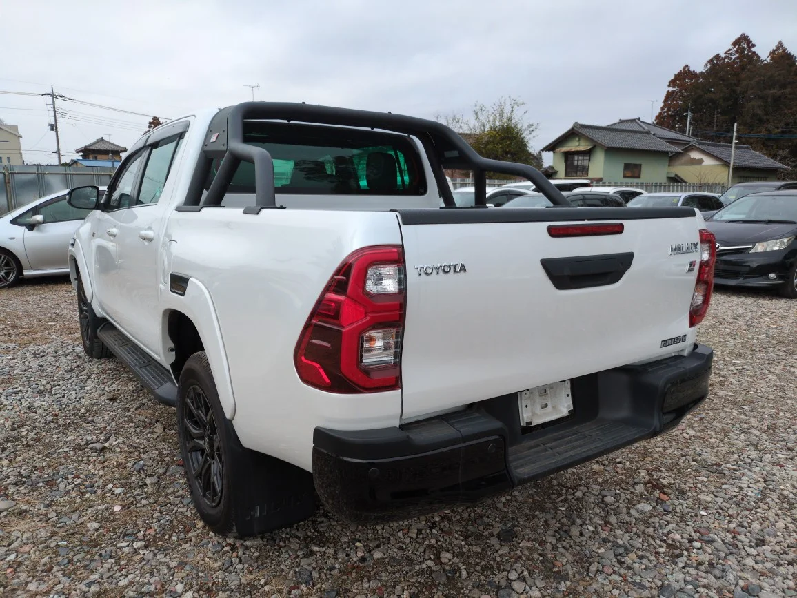 Toyota Hilux 2024 Satılık İkinci El - Thumbnail 3