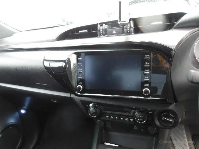 Toyota Hilux 2022 Satılık İkinci El - Thumbnail 7