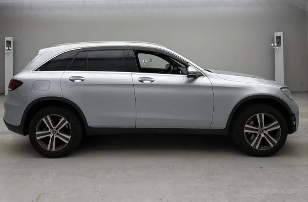 Mercedes - Benz GLC 2022 Satılık İkinci El - Thumbnail 3