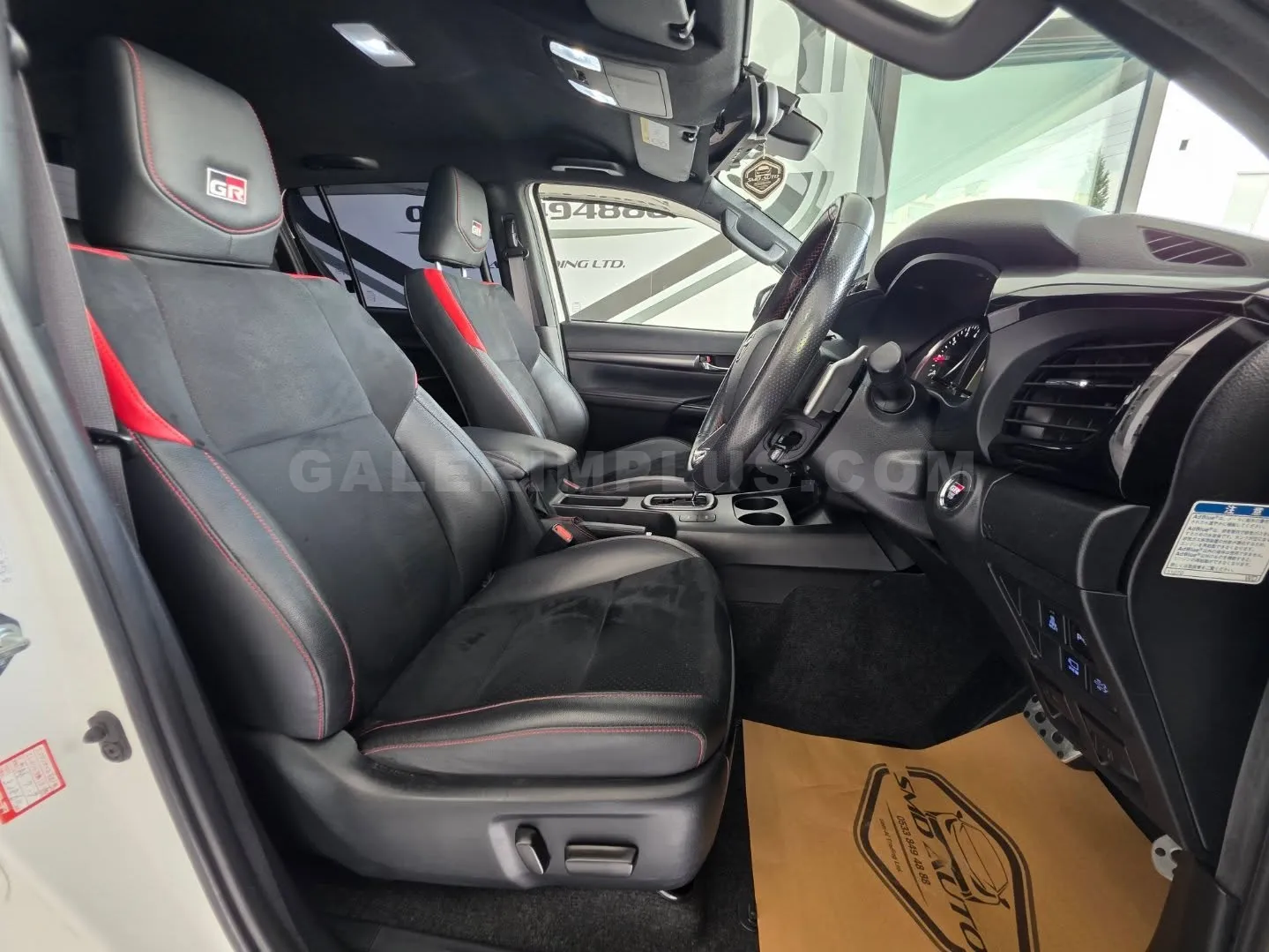 Toyota Hilux 2023 Satılık İkinci El - Thumbnail 8