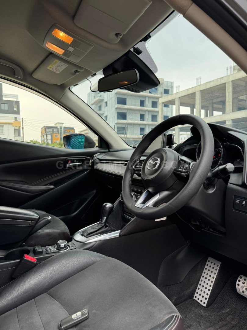 Mazda Demio 2017 Satılık İkinci El - Thumbnail 8