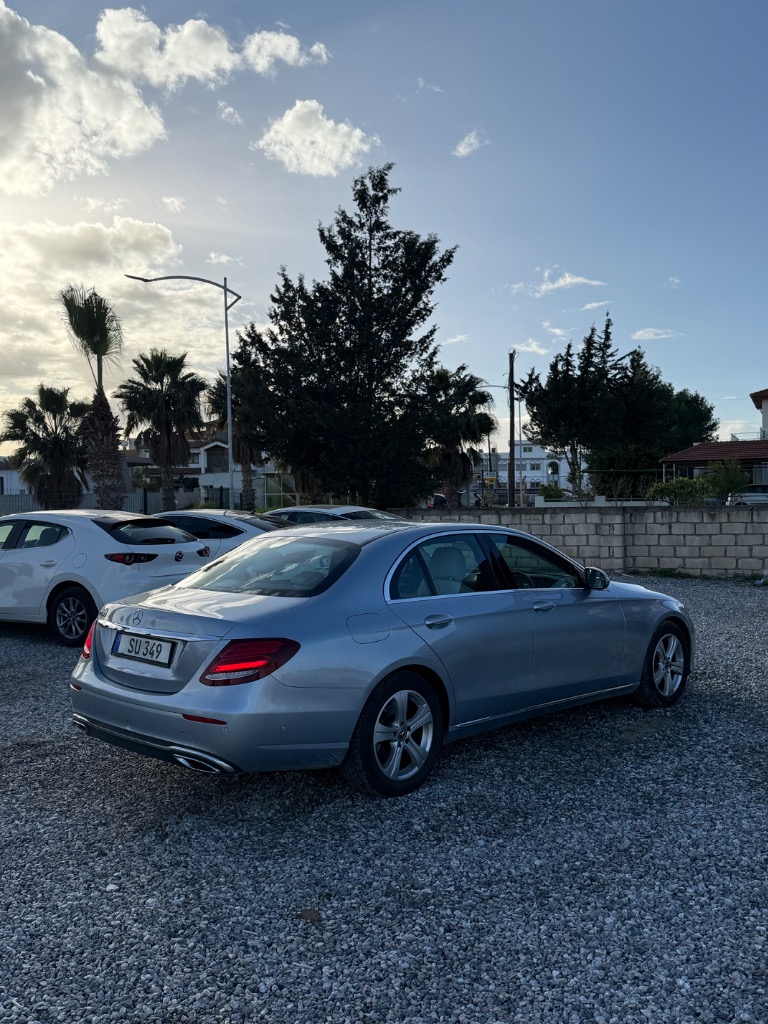 Mercedes-Benz E 220 D 2017 Satılık İkinci El - Thumbnail 4