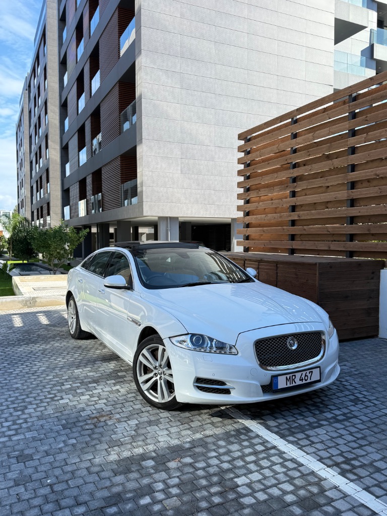 Jaguar XJL
