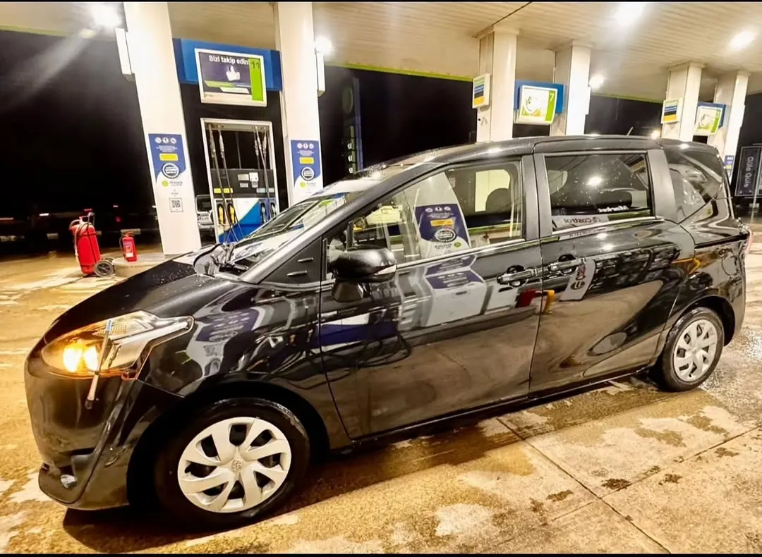 Toyota Sienta 2018 Satılık İkinci El - Thumbnail 2