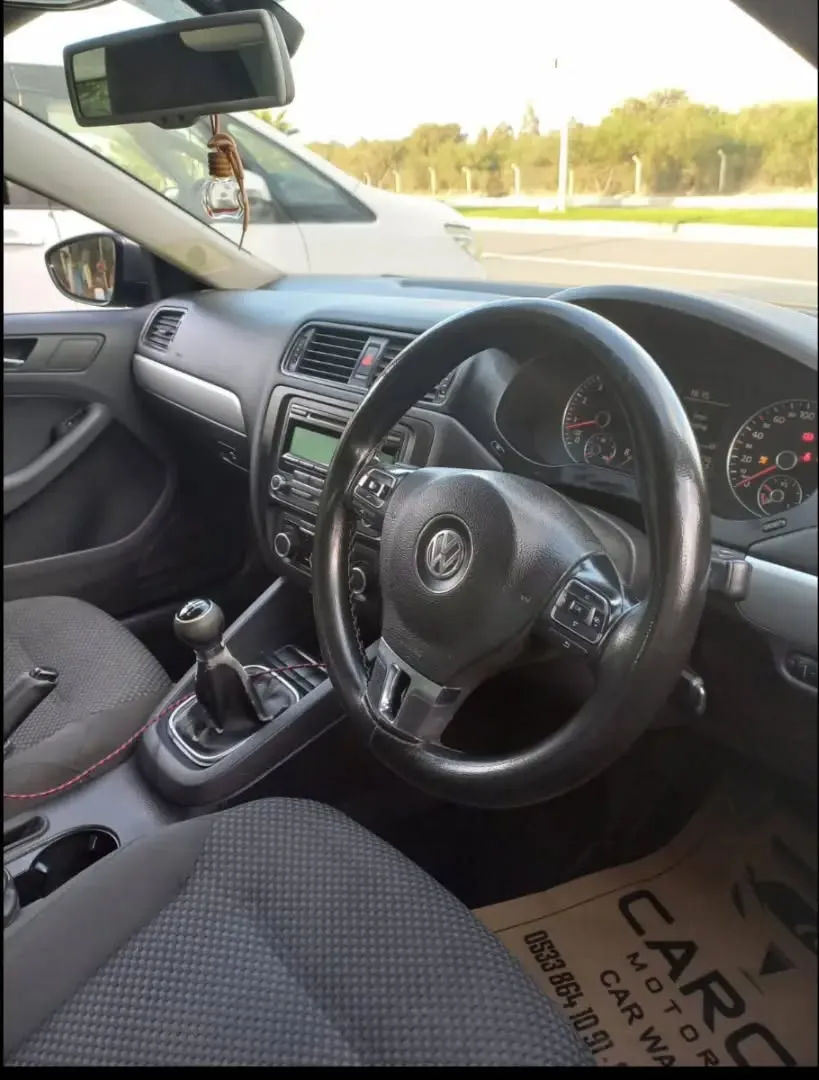 Volkswagen Jetta 2011 Satılık İkinci El - Thumbnail 5