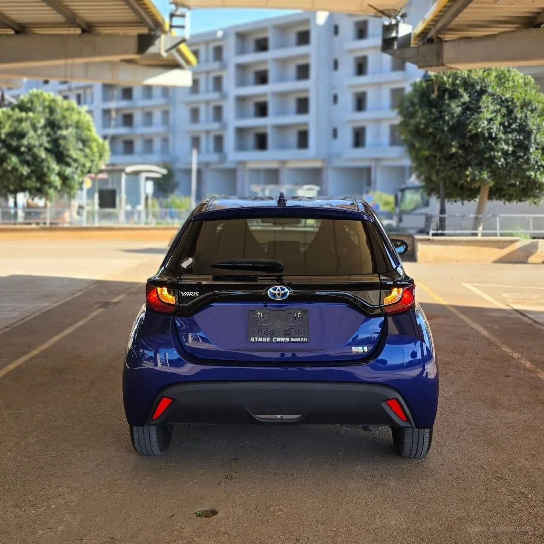 Toyota Yaris 2022 Satılık İkinci El - Thumbnail 3