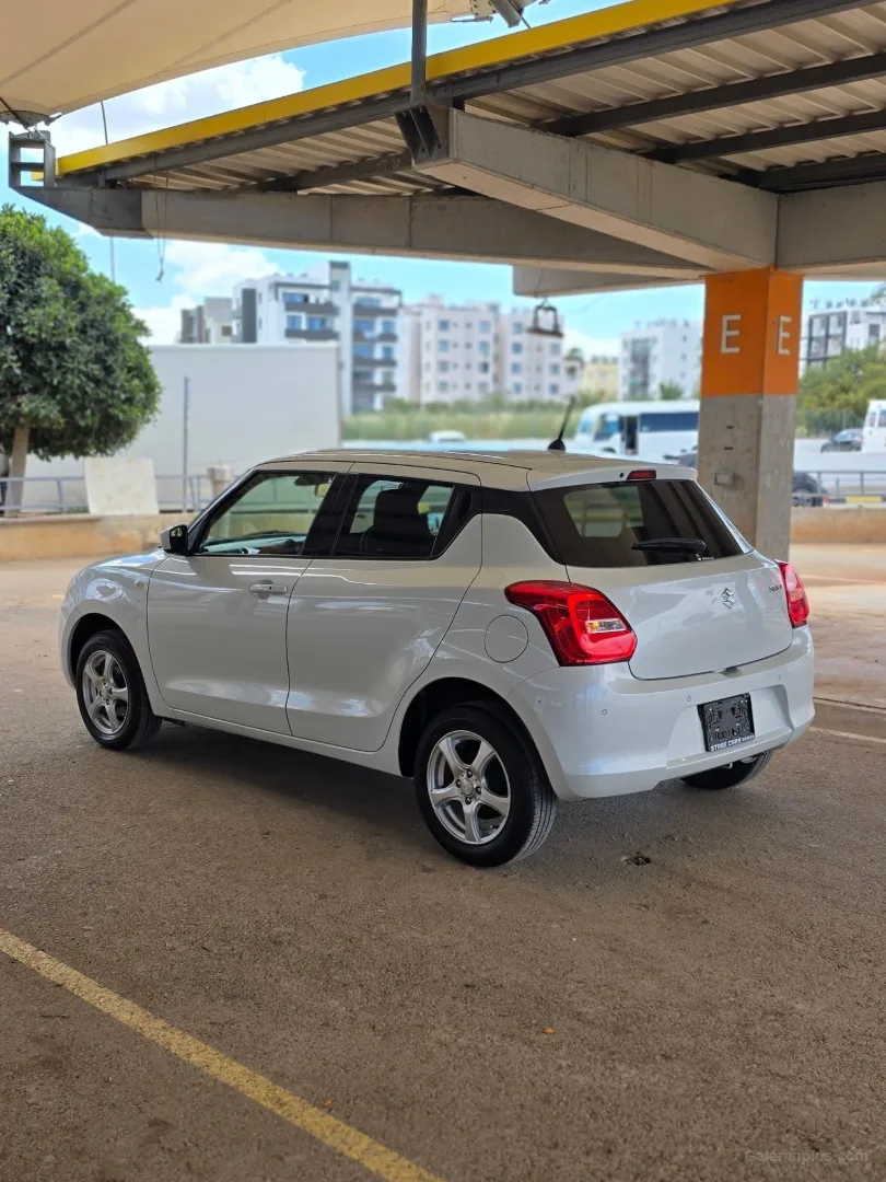 Suzuki Swift 2022 Satılık İkinci El - Thumbnail 2