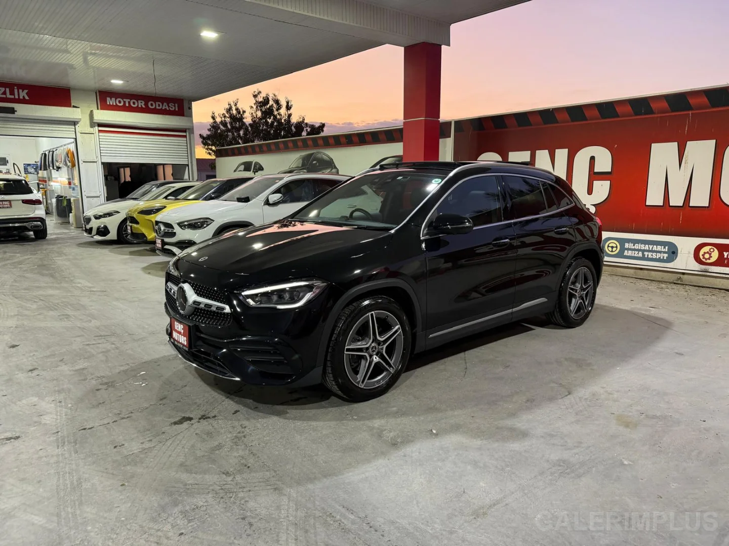 Mercedes - Benz GLA 2023 Satılık İkinci El - Thumbnail 2