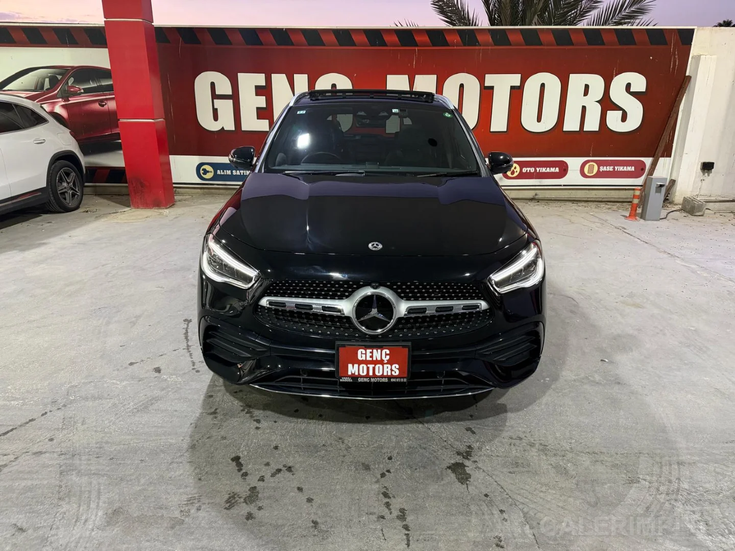 Mercedes - Benz GLA 2023 Satılık İkinci El - Thumbnail 3