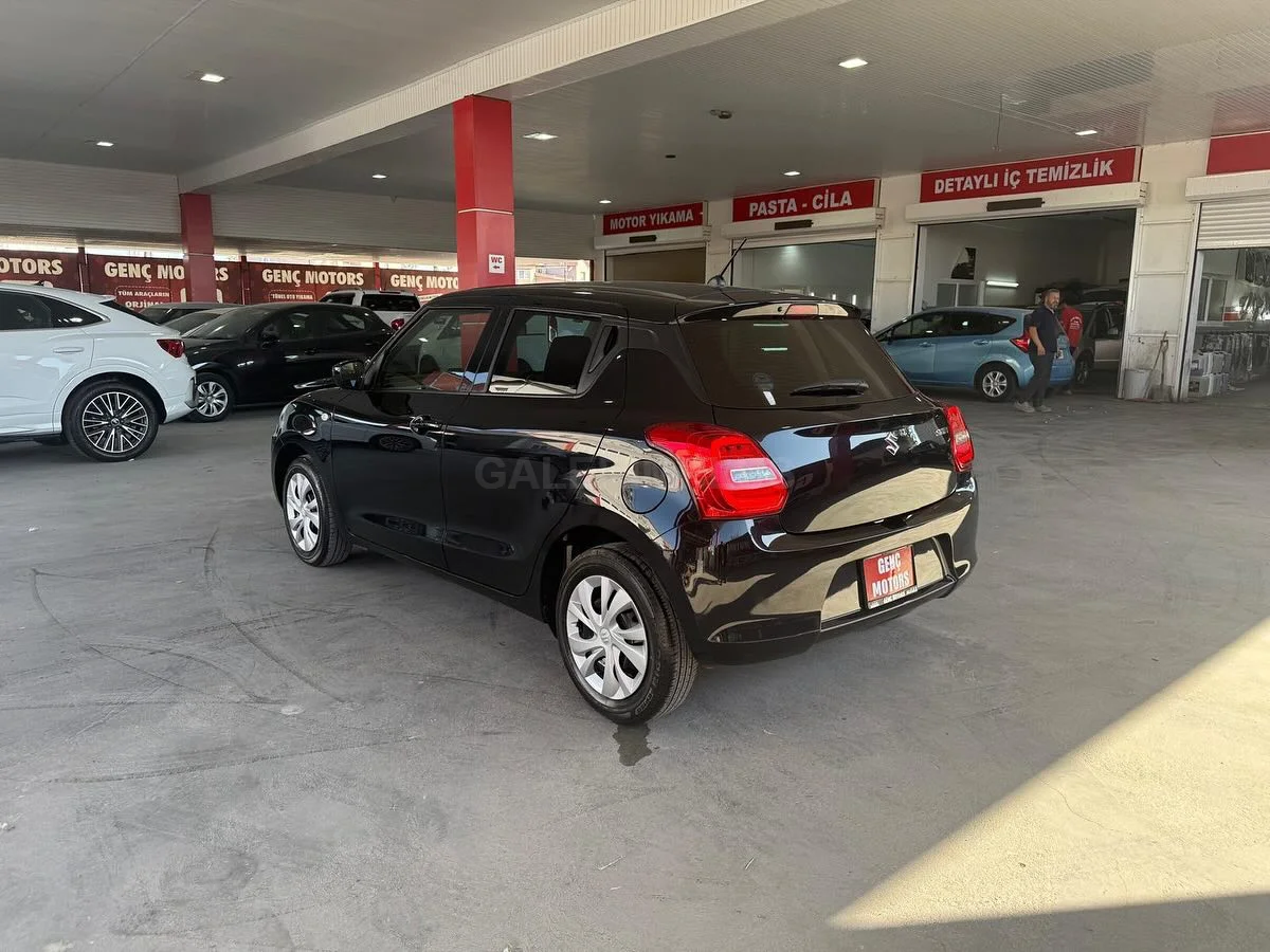 Suzuki Swift 2023 Satılık İkinci El - Thumbnail 5