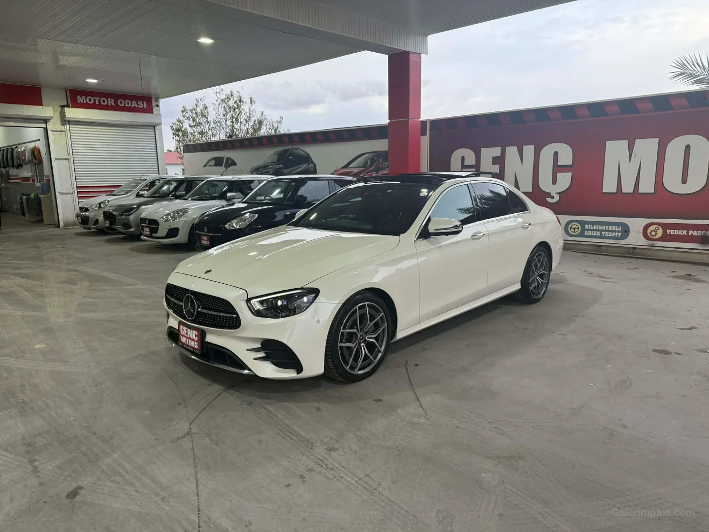 Mercedes-Benz E Serisi 2023 Satılık İkinci El - Thumbnail 3
