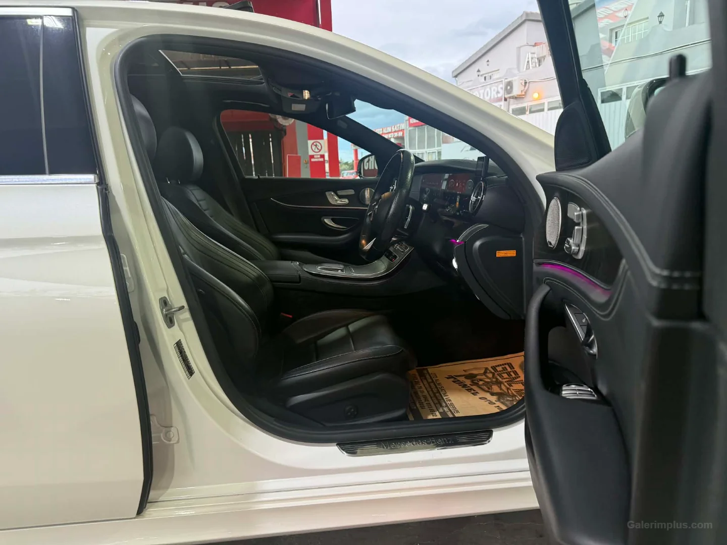 Mercedes-Benz E Serisi 2023 Satılık İkinci El - Thumbnail 8
