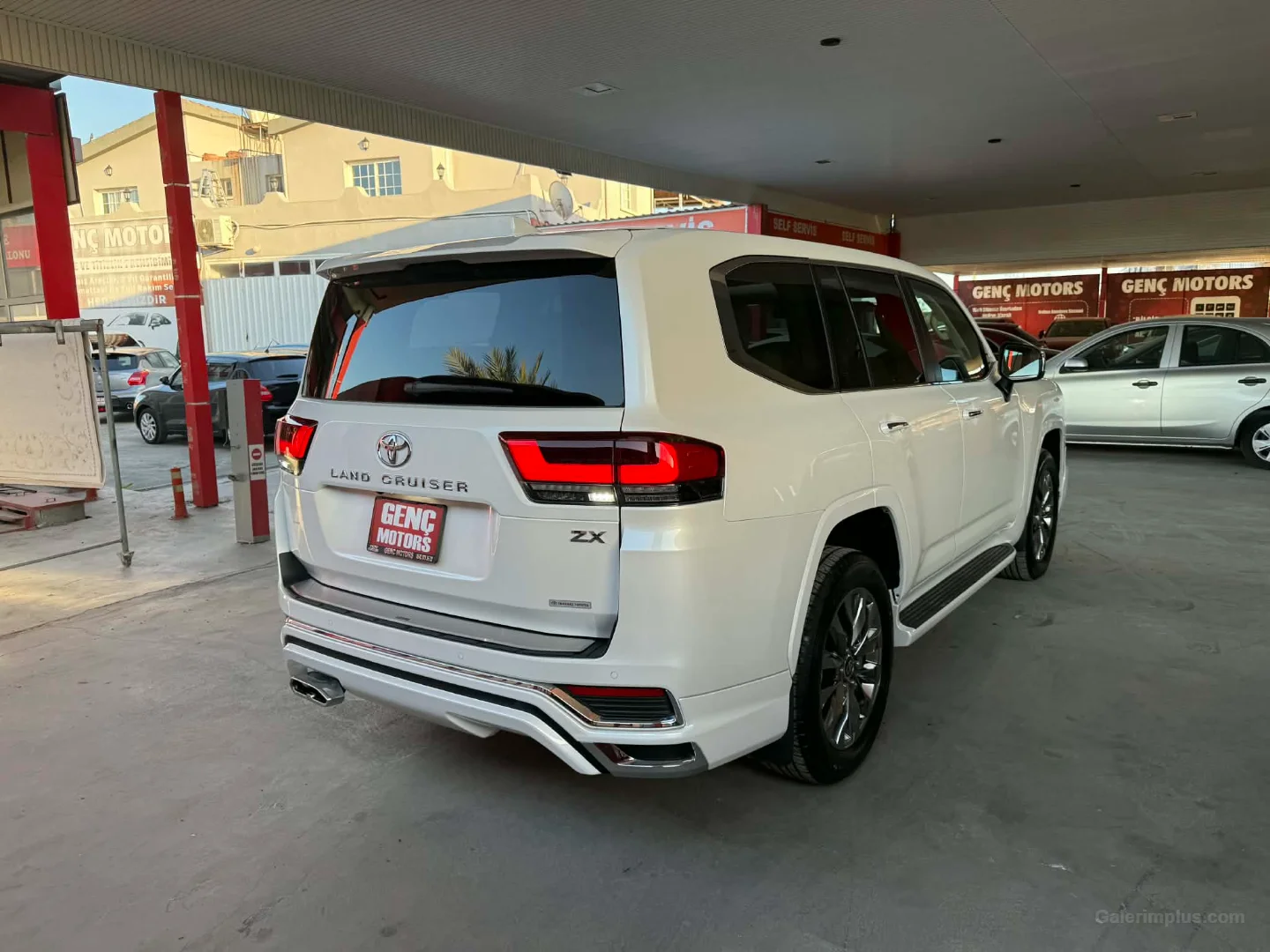 Toyota Land Cruiser 2025 Satılık İkinci El - Thumbnail 2