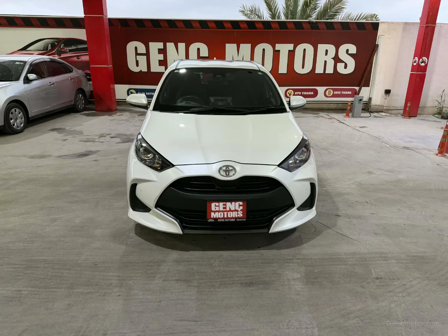 Toyota Yaris 2024 Satılık İkinci El - Thumbnail 2