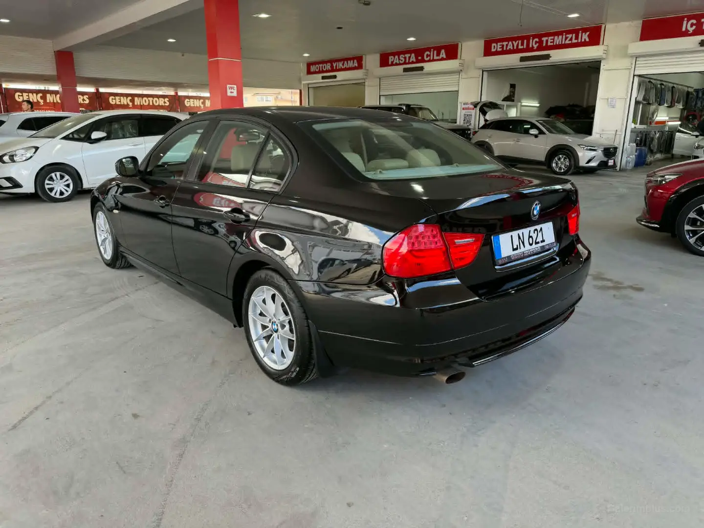 BMW 3 Serisi 2011 Satılık İkinci El - Thumbnail 3