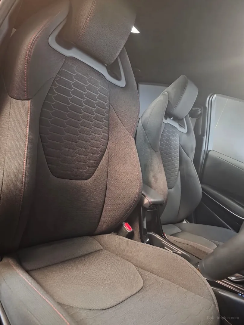 Toyota Corolla 2024 Satılık İkinci El - Thumbnail 8