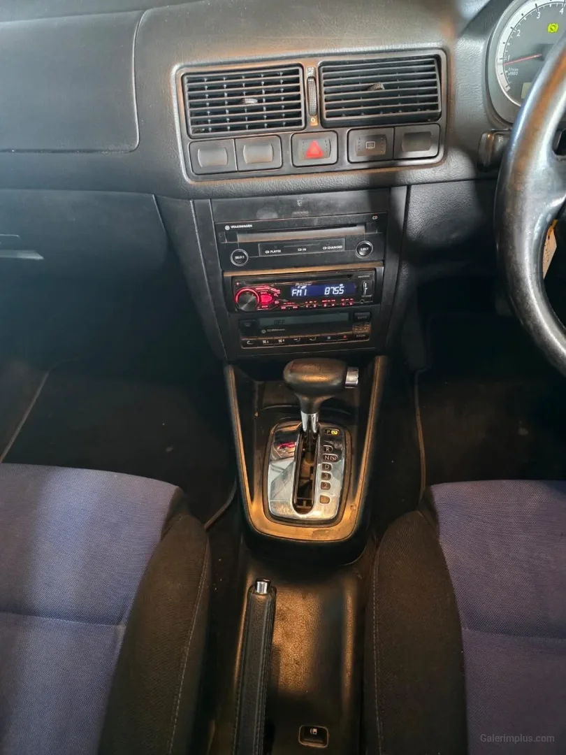 Volkswagen Golf 2002 Satılık İkinci El - Thumbnail 6
