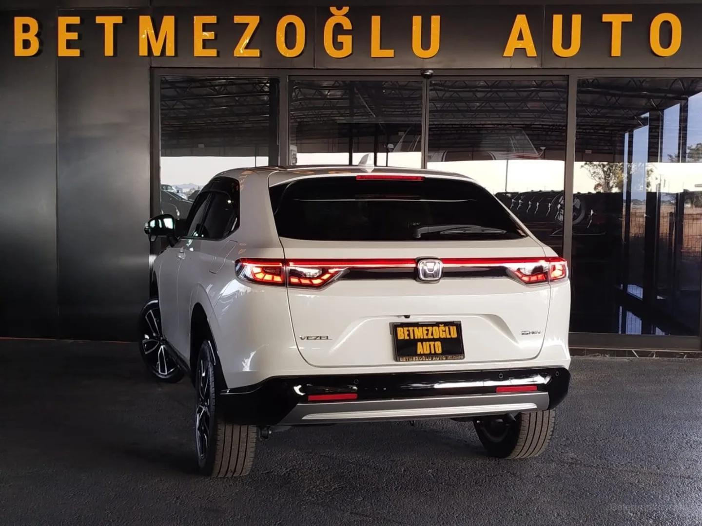 Honda Vezel 2022 Satılık İkinci El - Thumbnail 3