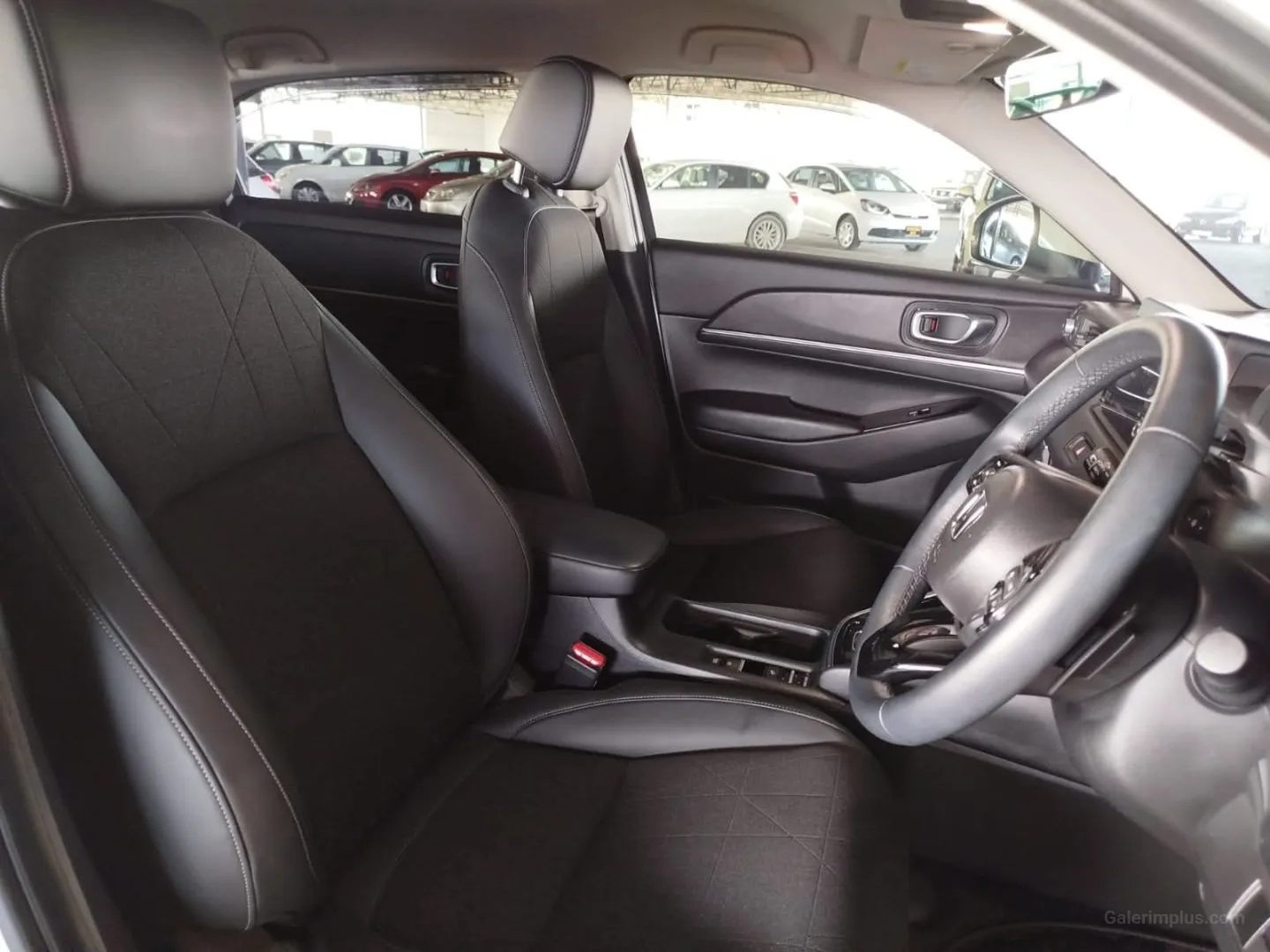 Honda Vezel 2022 Satılık İkinci El - Thumbnail 4