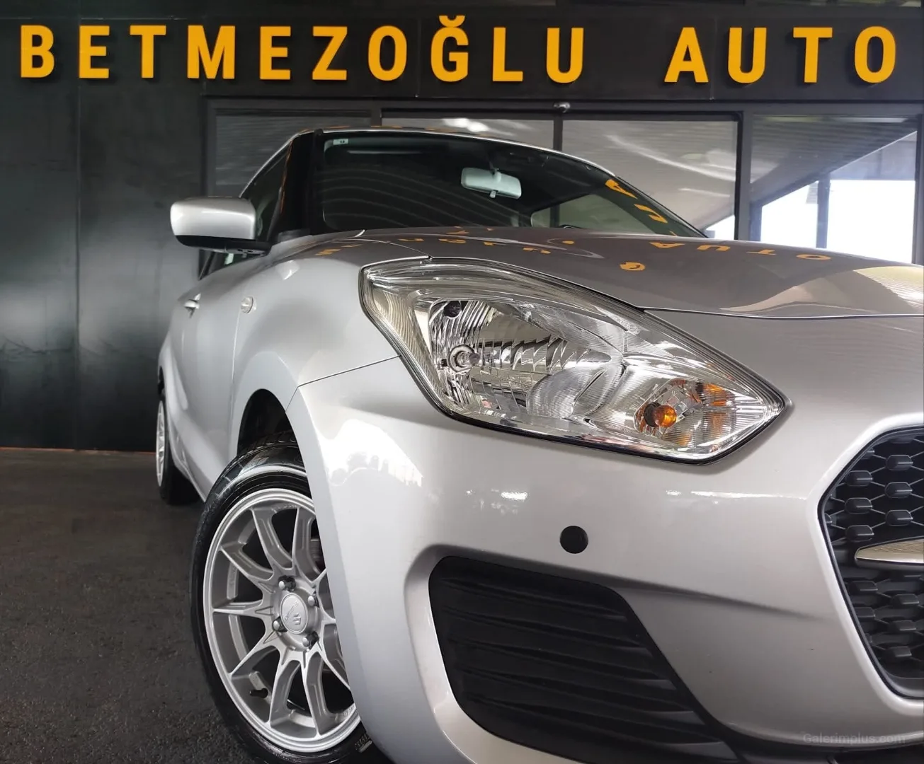Suzuki Swift 2022 Satılık İkinci El - Thumbnail 2