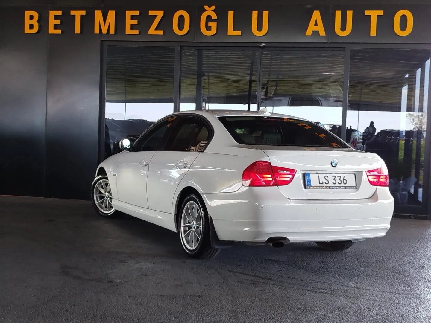 BMW 1 Serisi 2011 Satılık İkinci El - Thumbnail 3