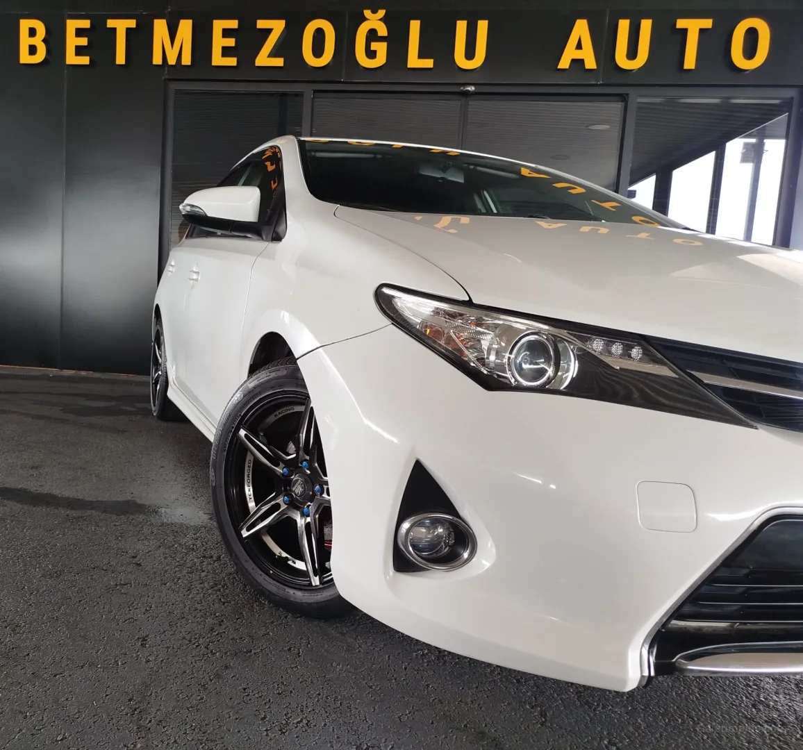 Toyota Auris 2013 Satılık İkinci El - Thumbnail 2