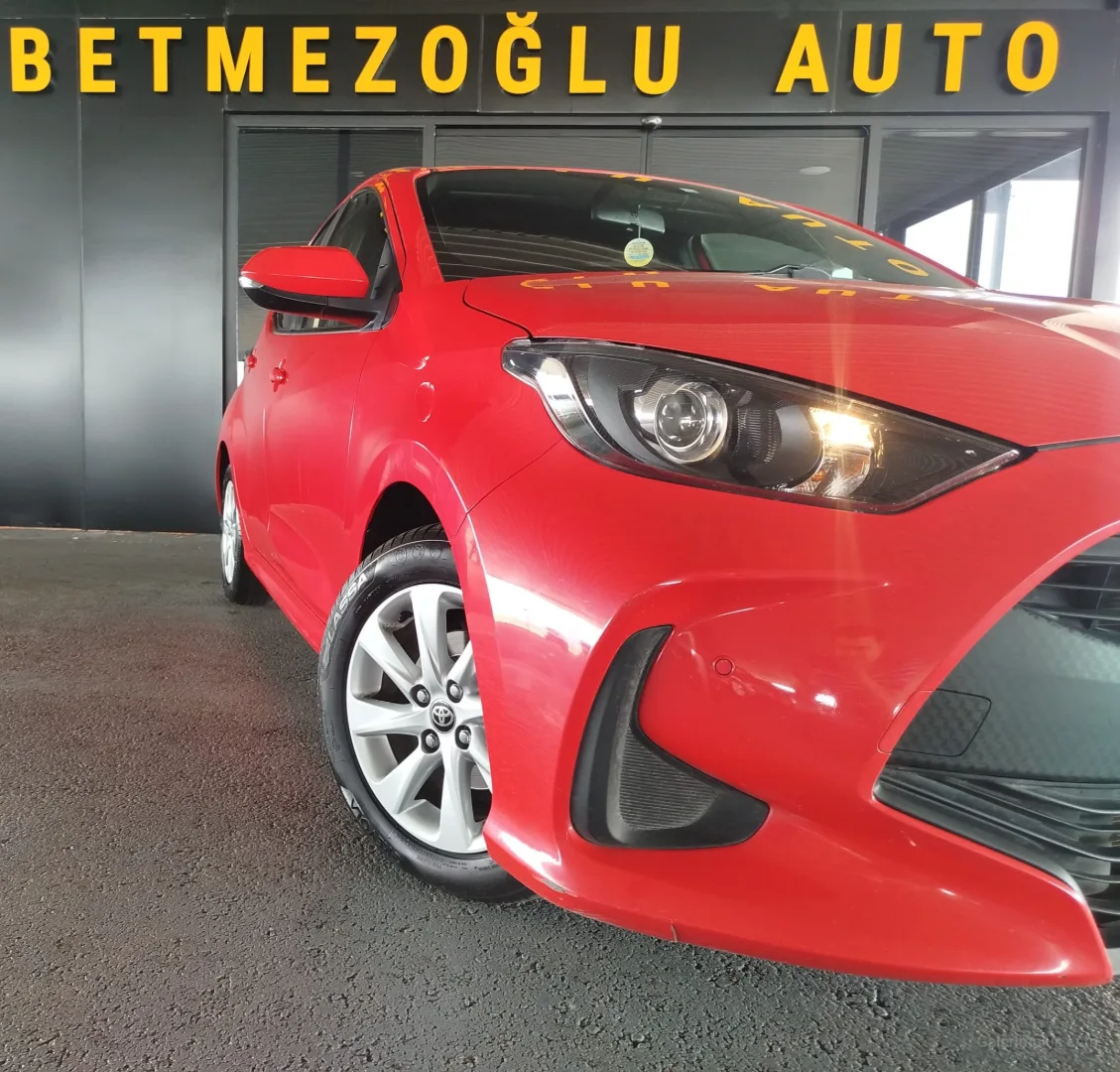 Toyota Yaris 2021 Satılık İkinci El - Thumbnail 2