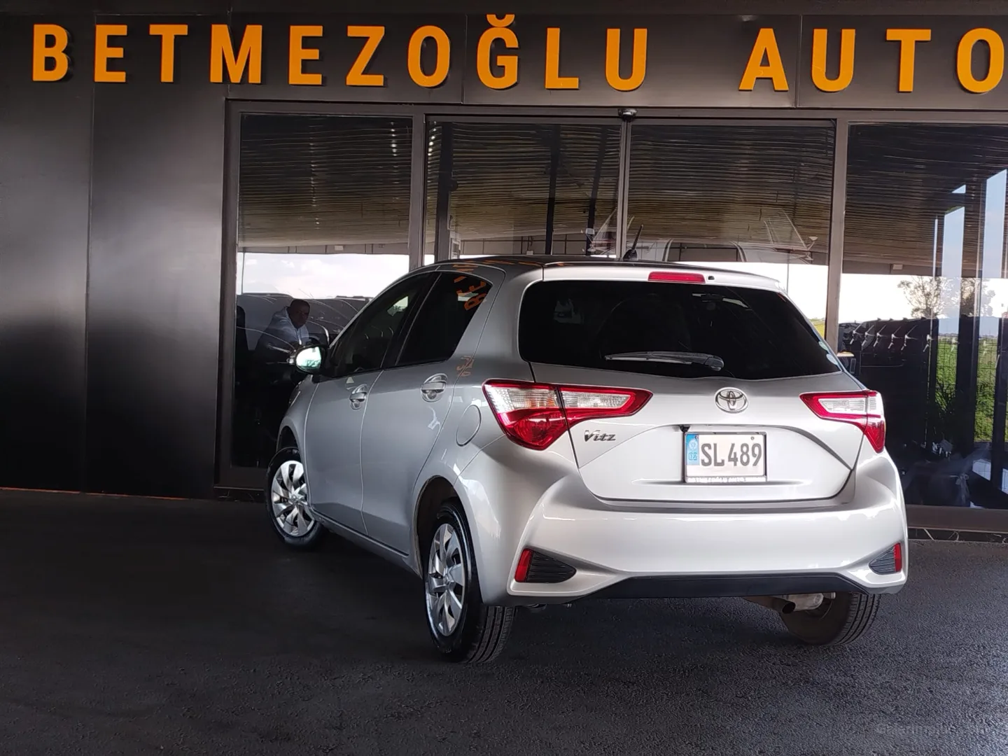 Toyota Vitz 2015 Satılık İkinci El - Thumbnail 3