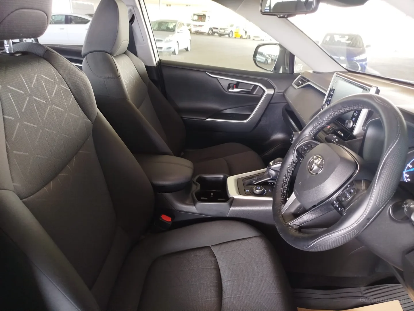 Toyota RAV4 2022 Satılık İkinci El - Thumbnail 4