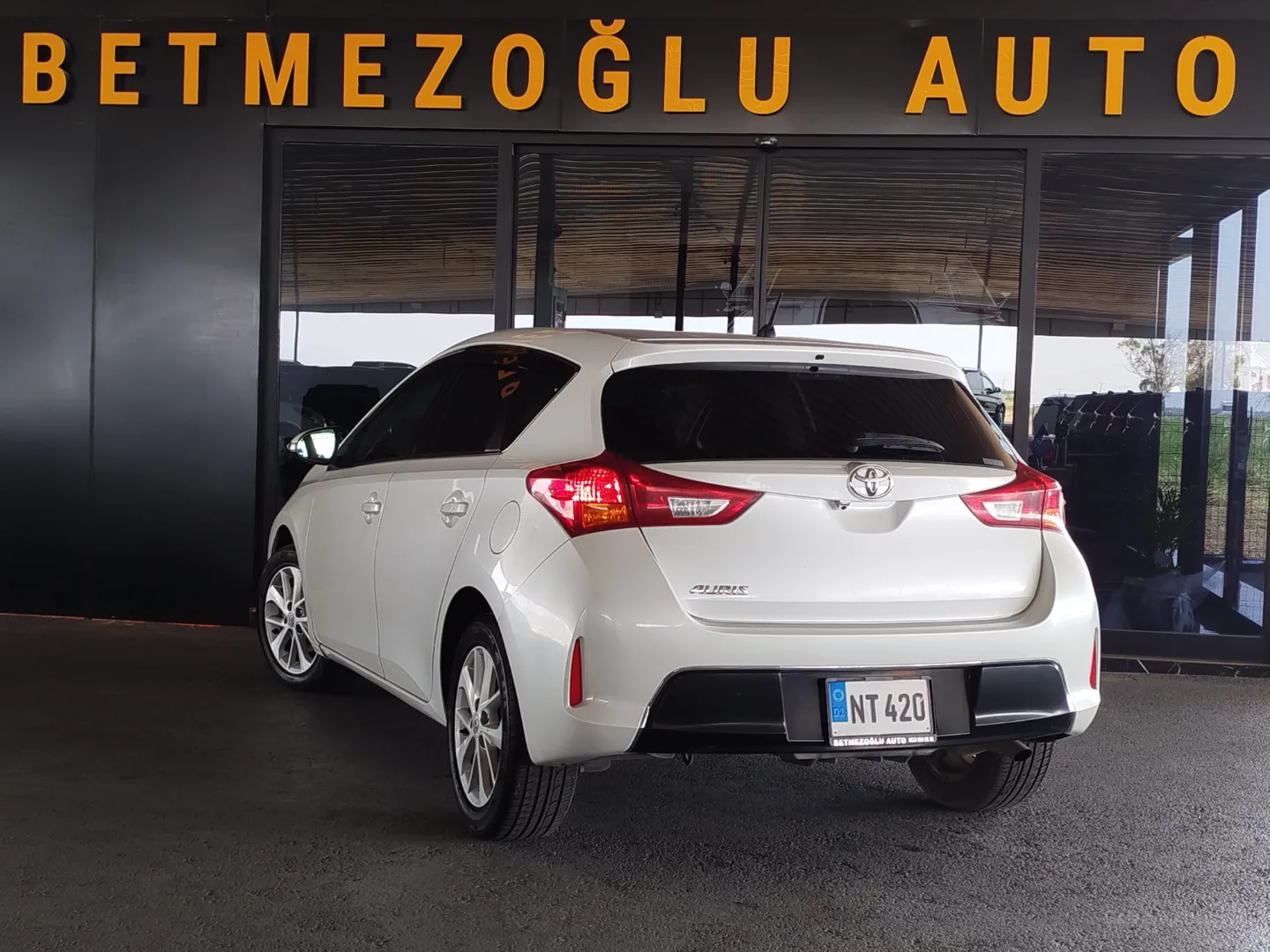Toyota Auris 2013 Satılık İkinci El - Thumbnail 3