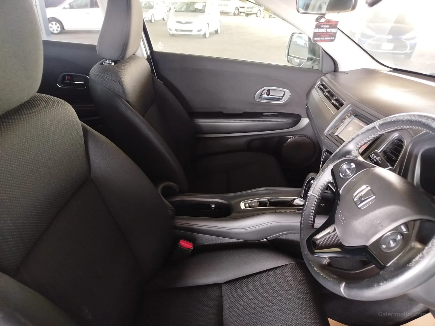 Honda Vezel 2015 Satılık İkinci El - Thumbnail 4