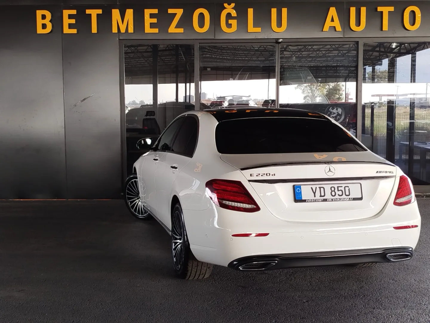 Mercedes-Benz E Serisi 2019 Satılık İkinci El - Thumbnail 3