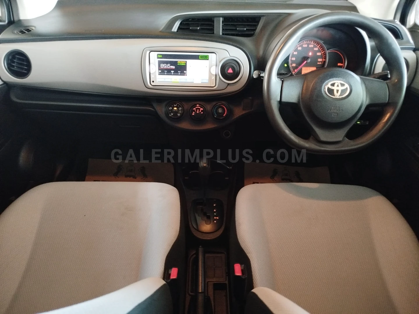 Toyota Vitz 2014 Satılık İkinci El - Thumbnail 5