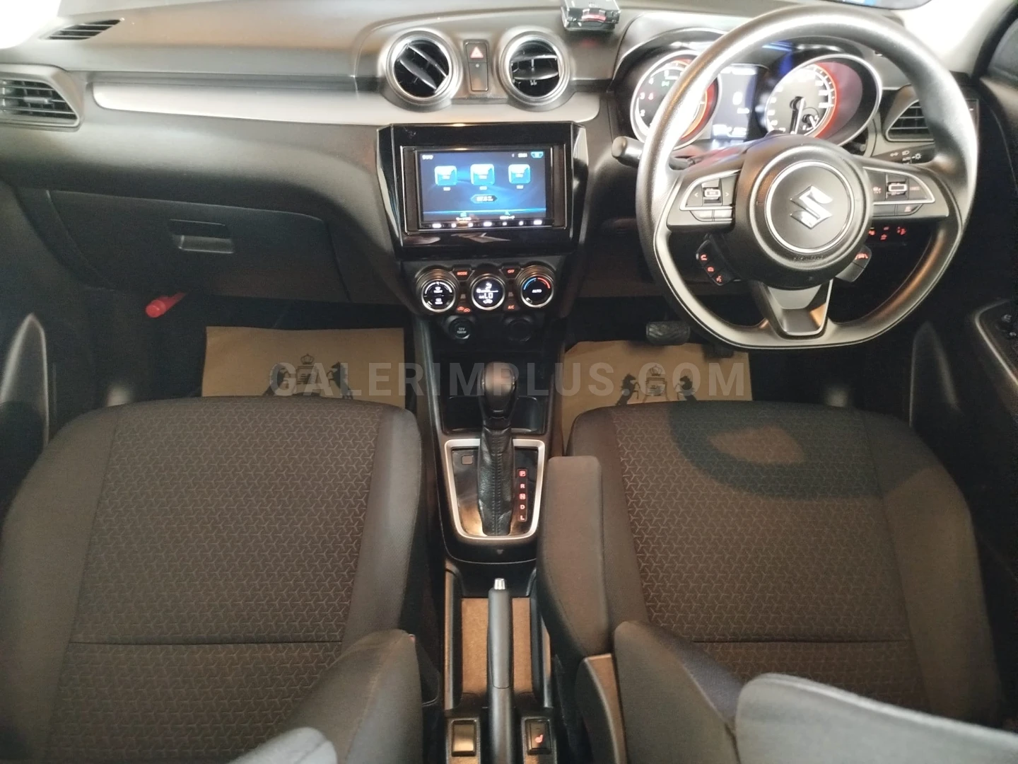 Suzuki Swift 2023 Satılık İkinci El - Thumbnail 7