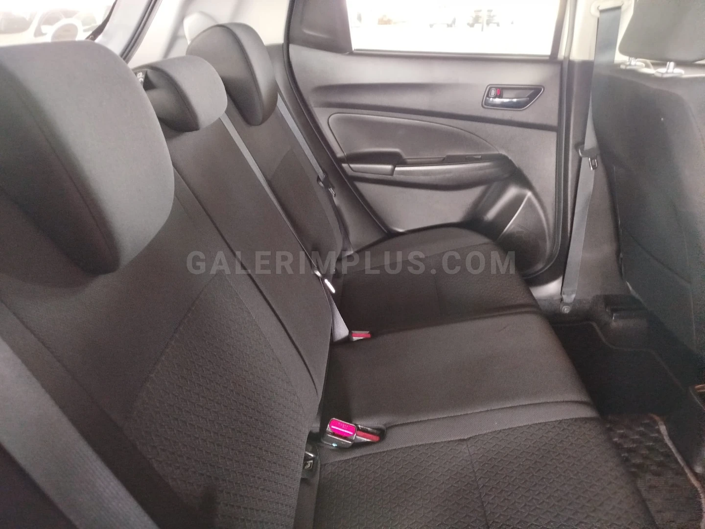 Suzuki Swift 2023 Satılık İkinci El - Thumbnail 8