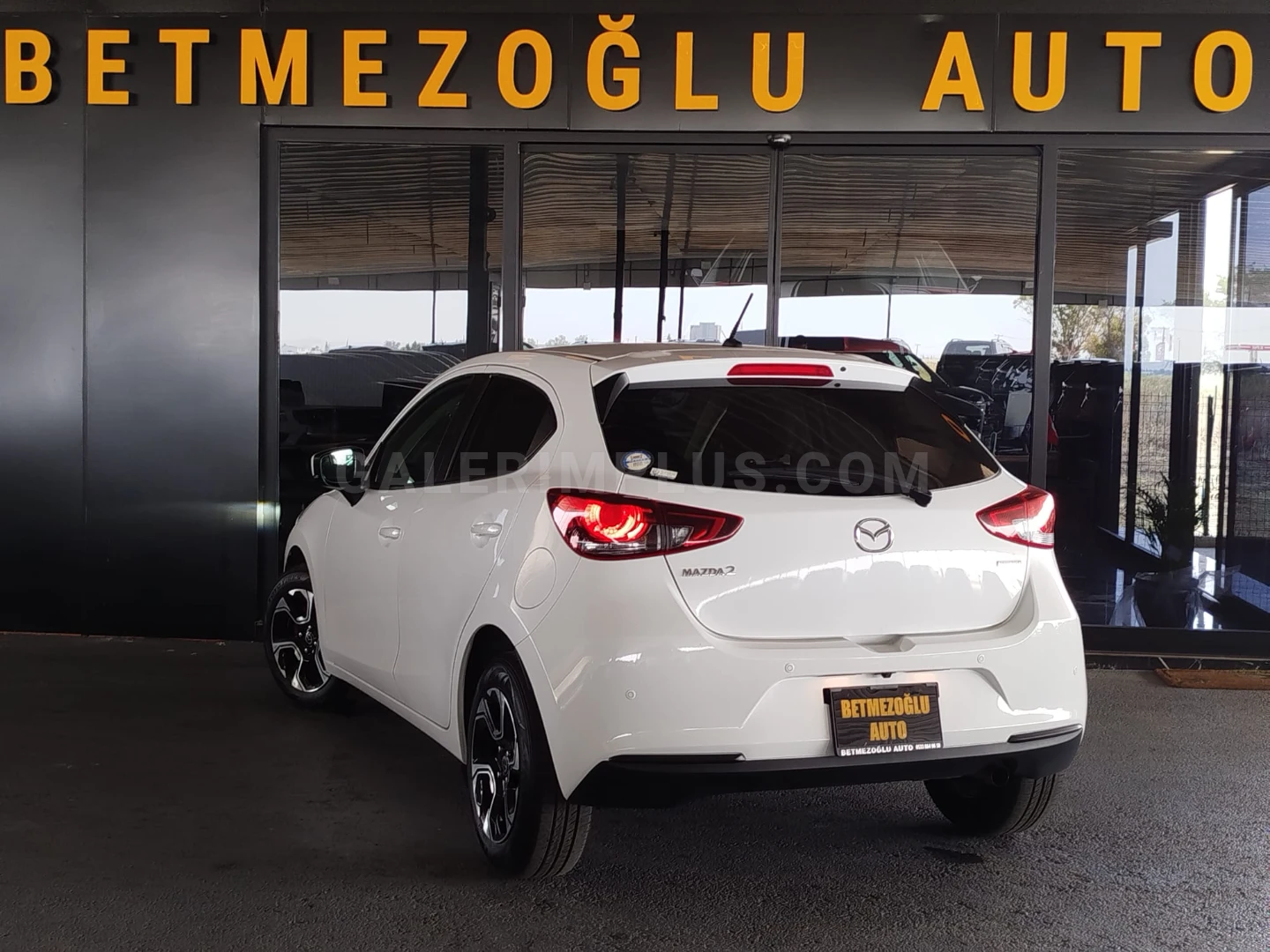 Mazda 2 2022 Satılık İkinci El - Thumbnail 3