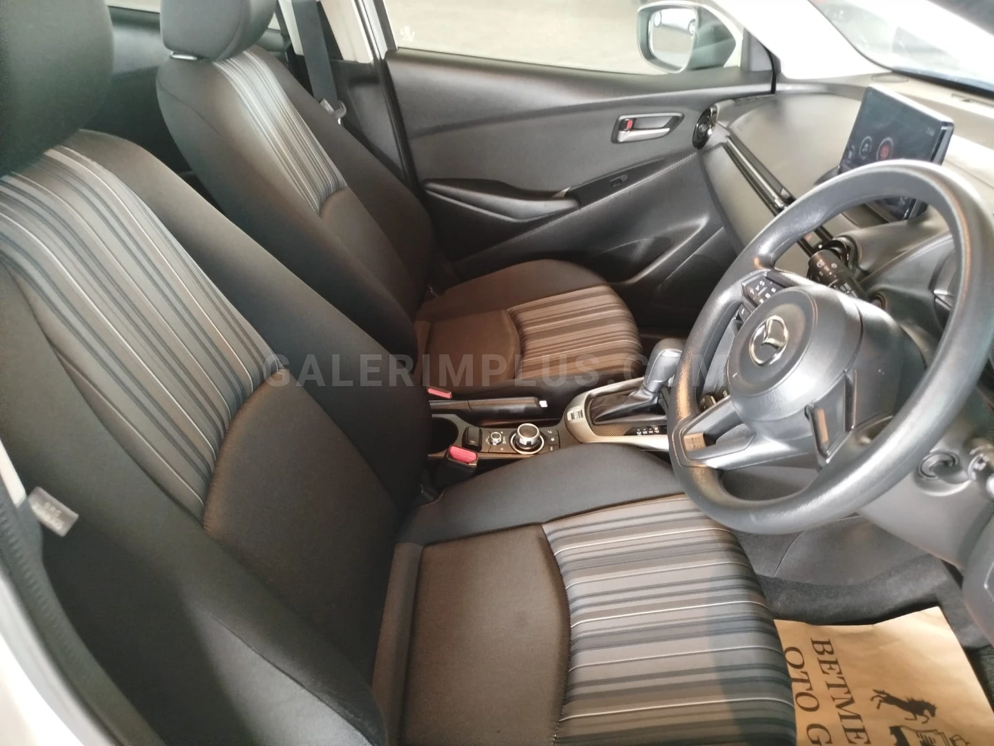 Mazda 2 2022 Satılık İkinci El - Thumbnail 4